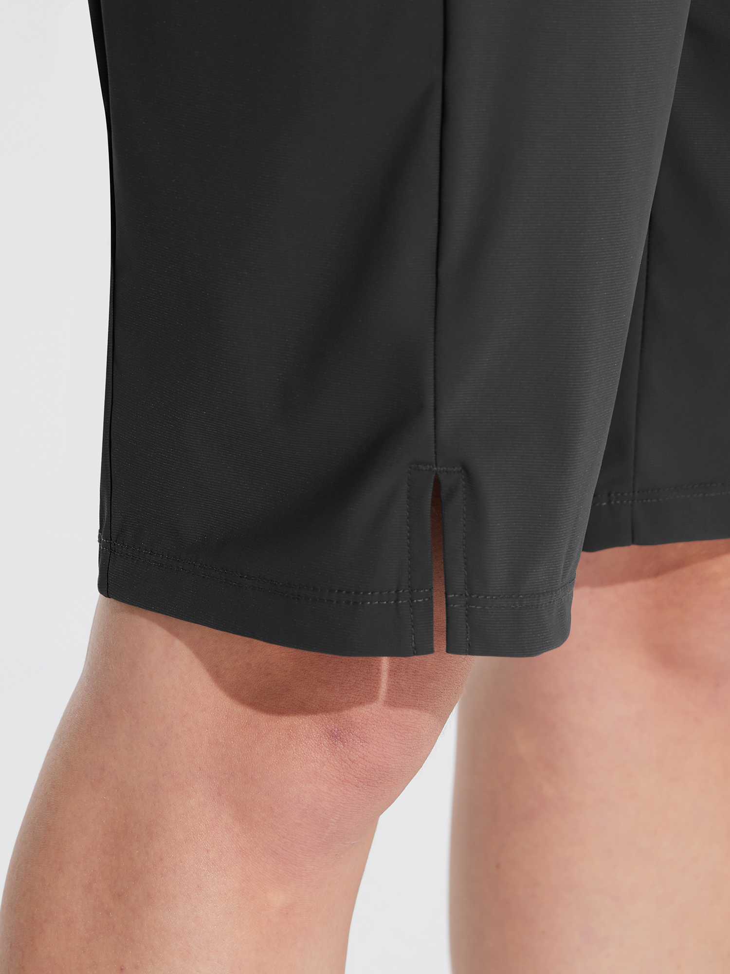 Women's 11" Quick-Dry Hiking Cargo Shorts - Image 4