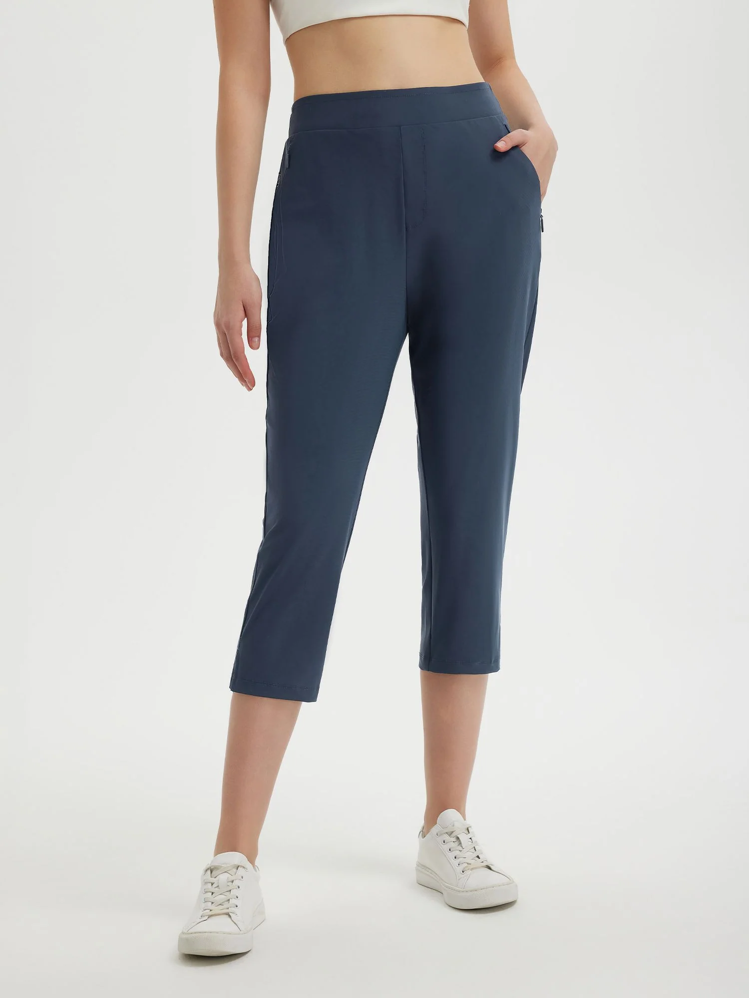 Women's 20" High-Waisted Cropped Golf Pants - Image 8