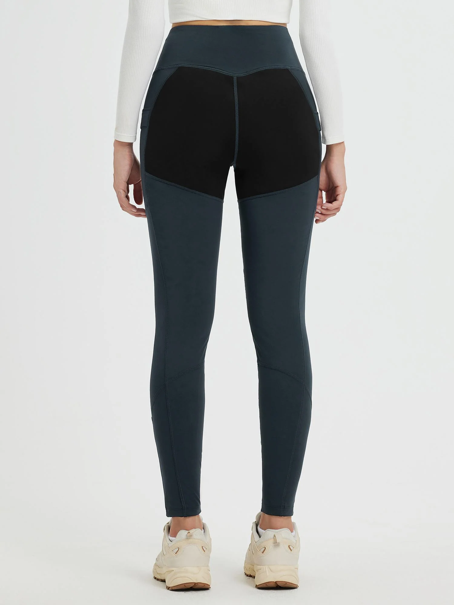 Outdoor Multi-Pocket Slim-Fit Knit Fleece Pants - Image 24