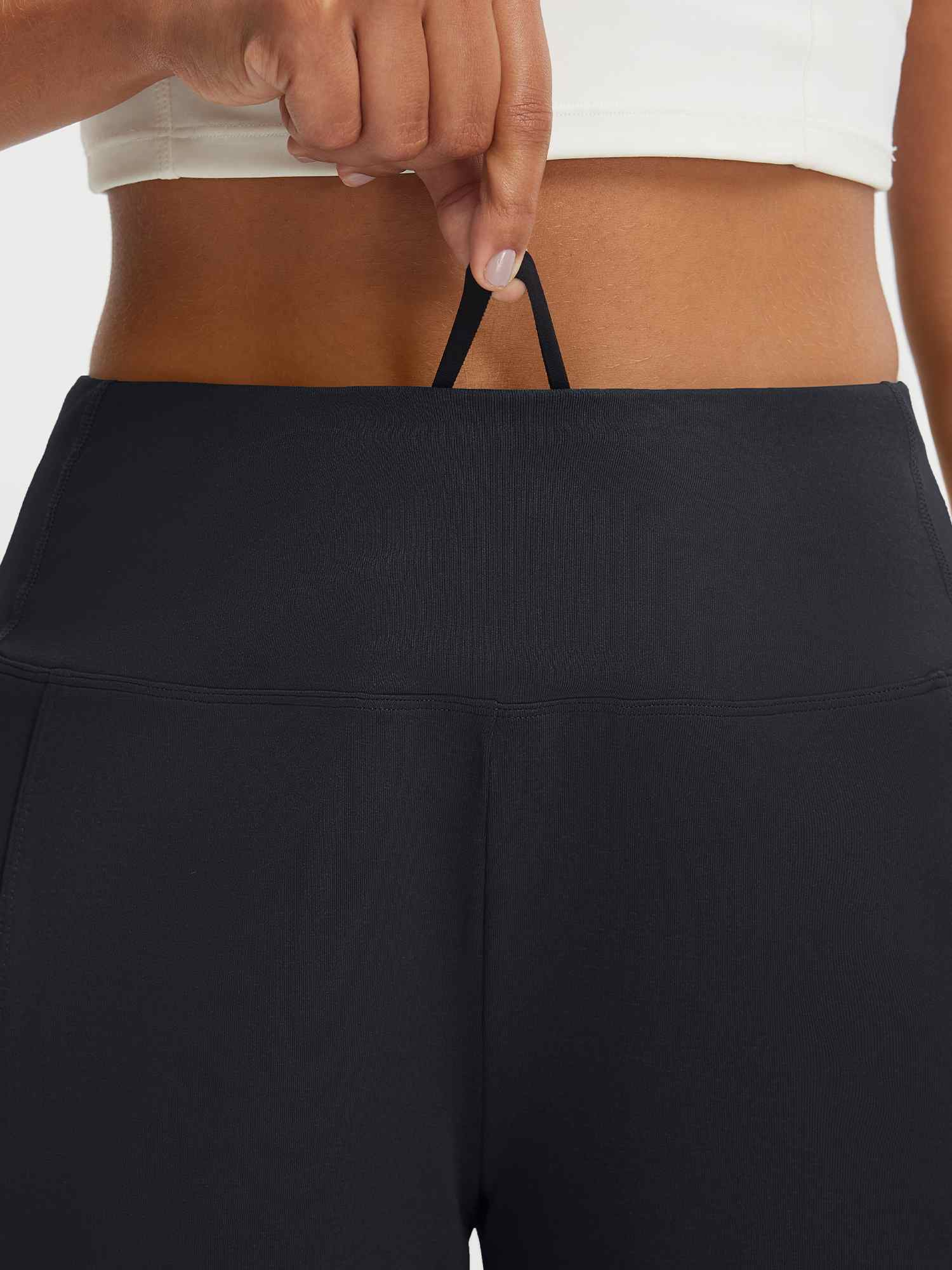 Baleaf Stretchy High-Rise Capri 17" - Image 10