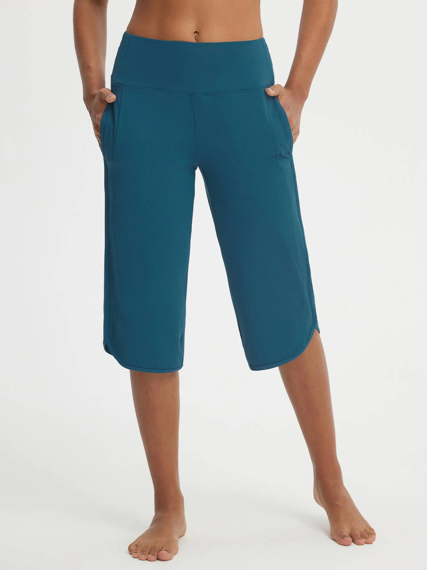 Baleaf Stretchy High-Rise Capri 17" - Image 19