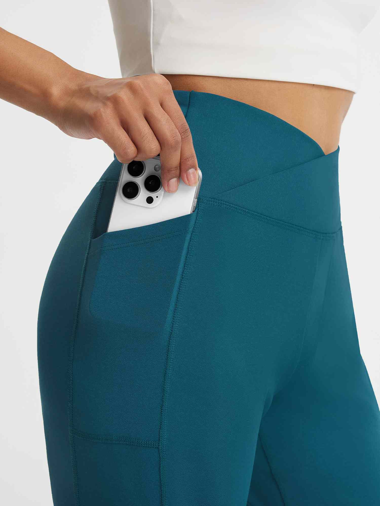 Baleaf Ultra-Soft V-Waist Bermuda Long Short 9" - Image 35