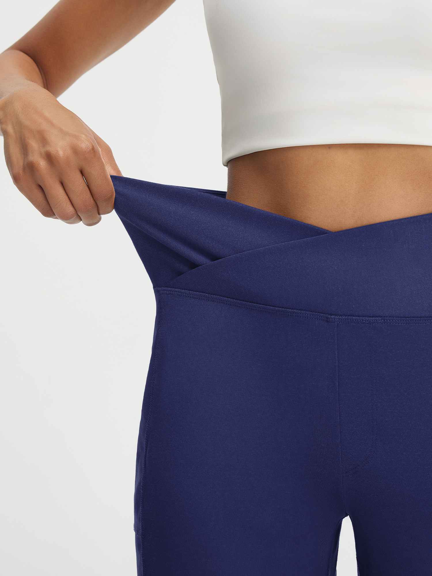 Baleaf Ultra-Soft V-Waist Bermuda Long Short 9" - Image 6