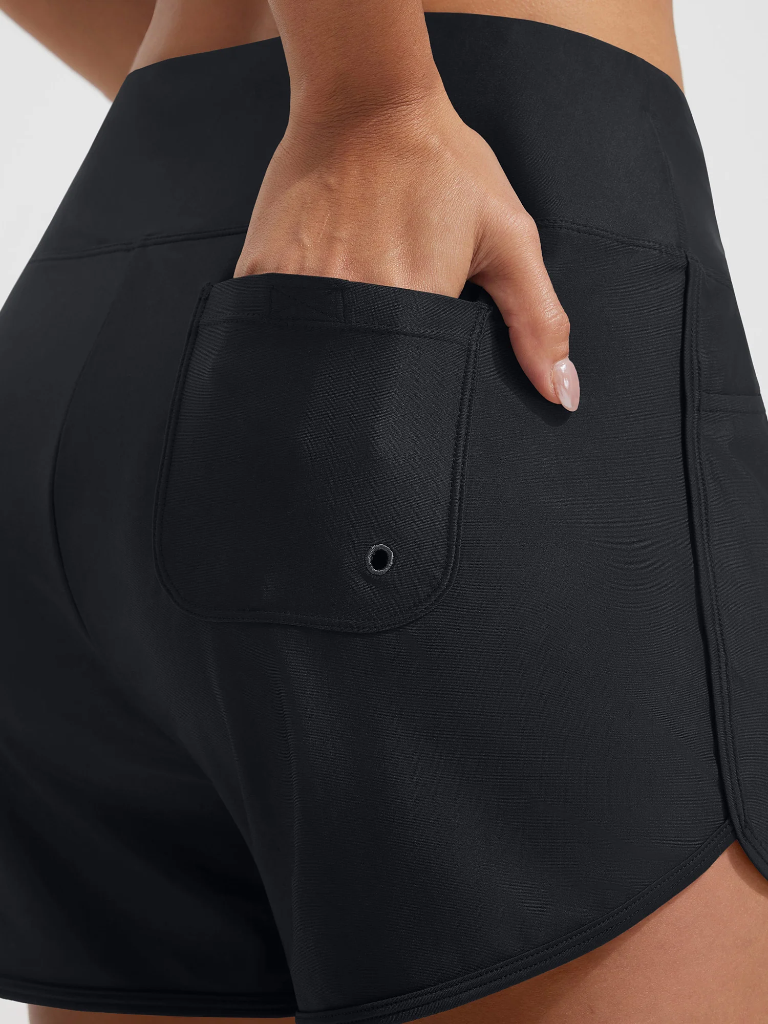 Baleaf UPF 50+ High-Rise 3 Pockets Board Short 3" - Image 5