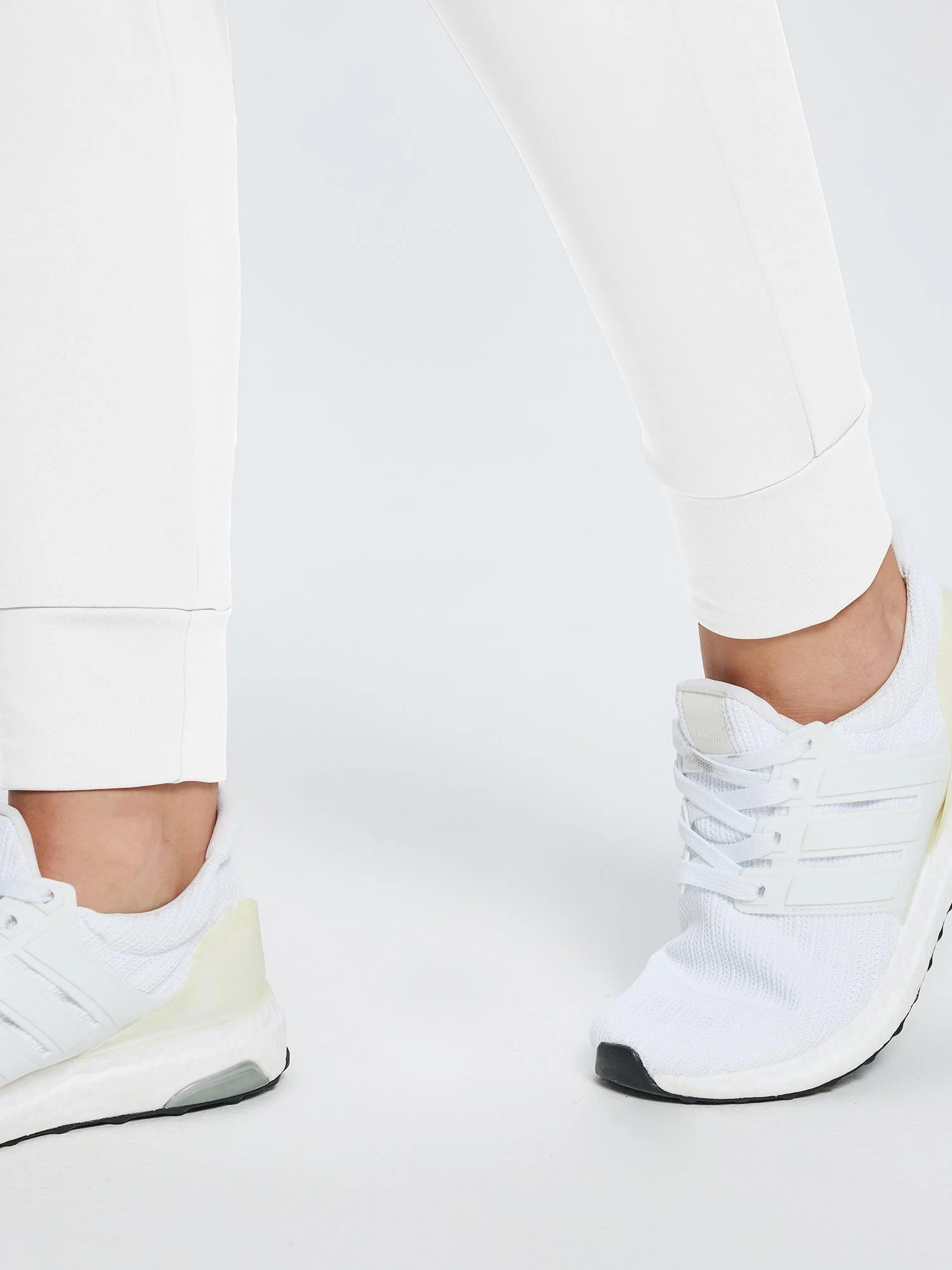 Laureate Thermal Tapered Joggers (Original) - Image 37