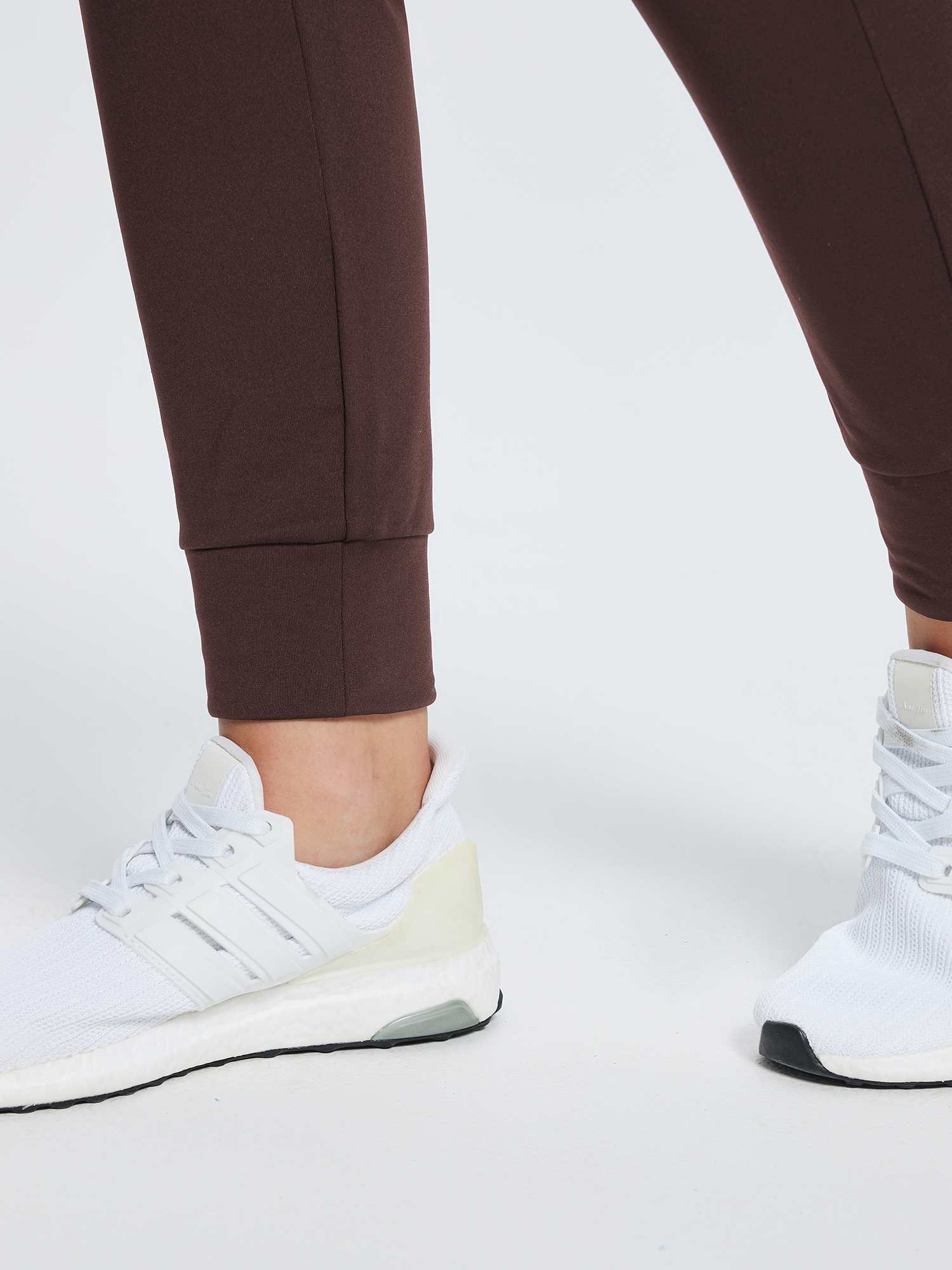 Laureate Thermal Tapered Joggers (Original) - Image 48