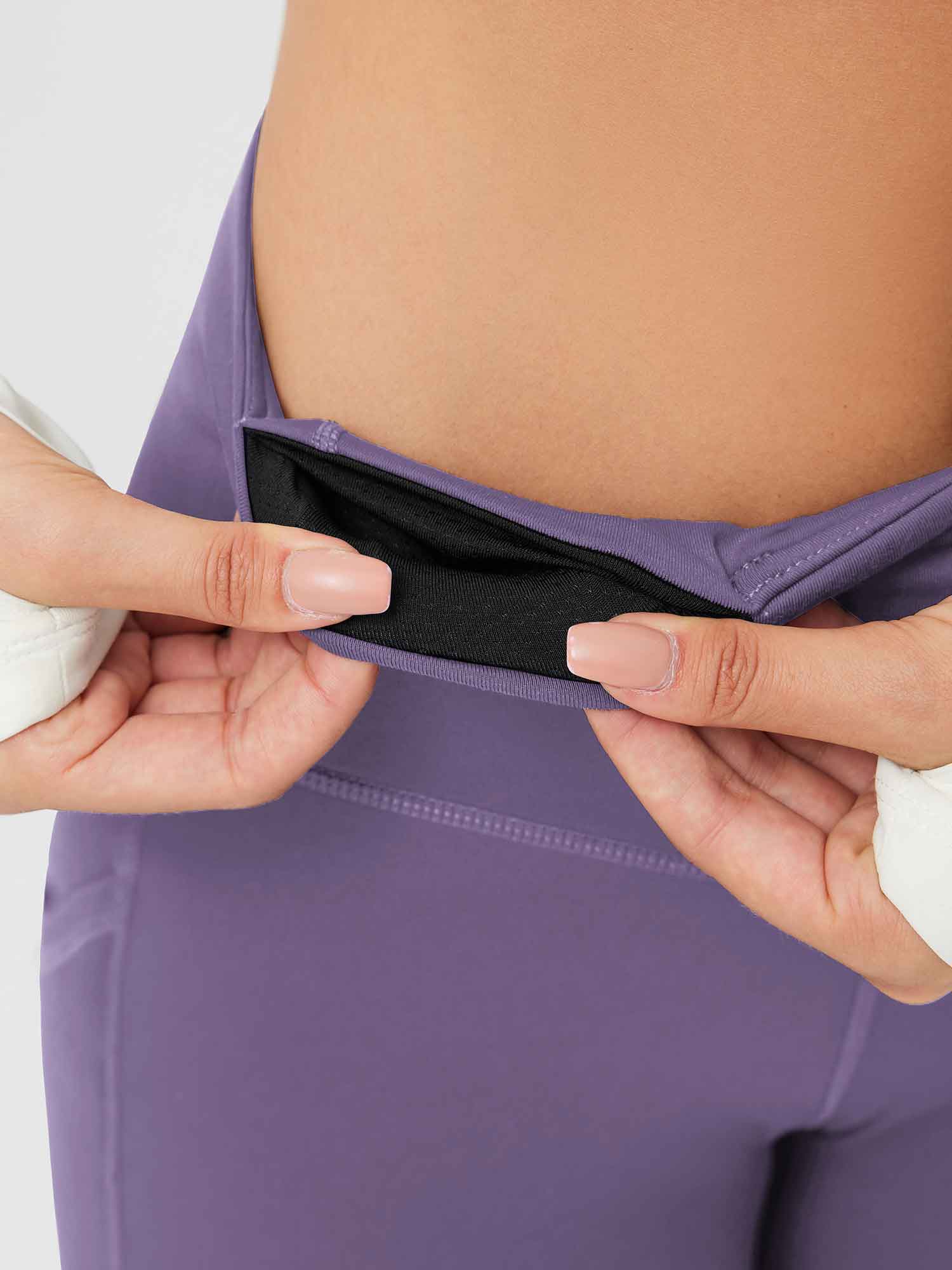Laureate Thermal Pocketed Leggings - Image 16