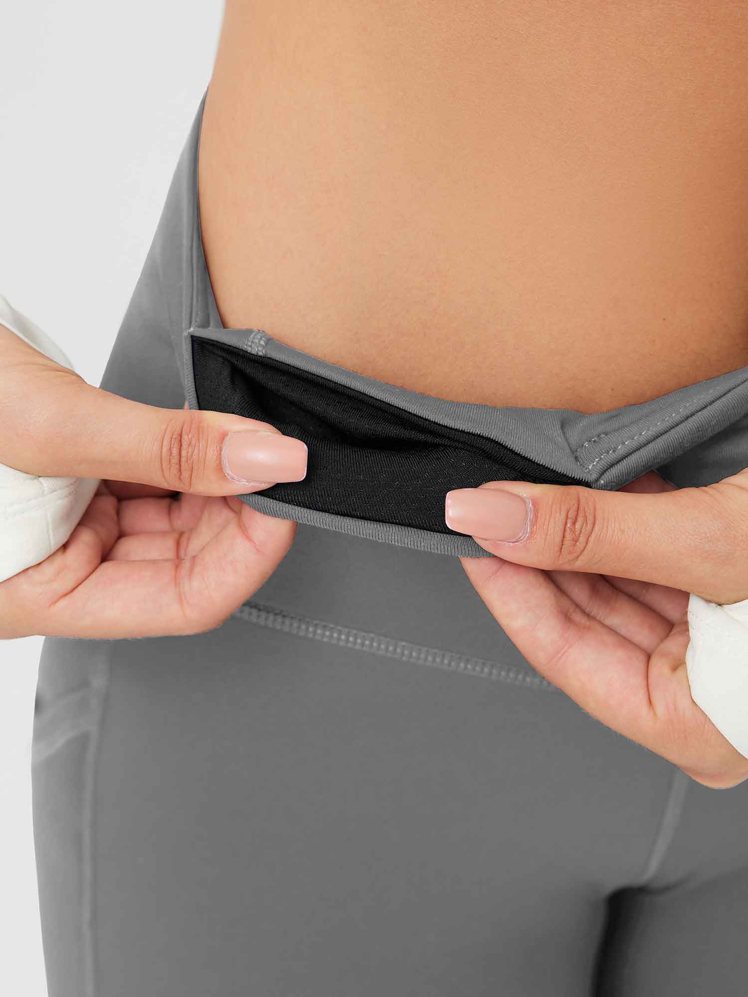 Laureate Thermal Pocketed Leggings - Image 51