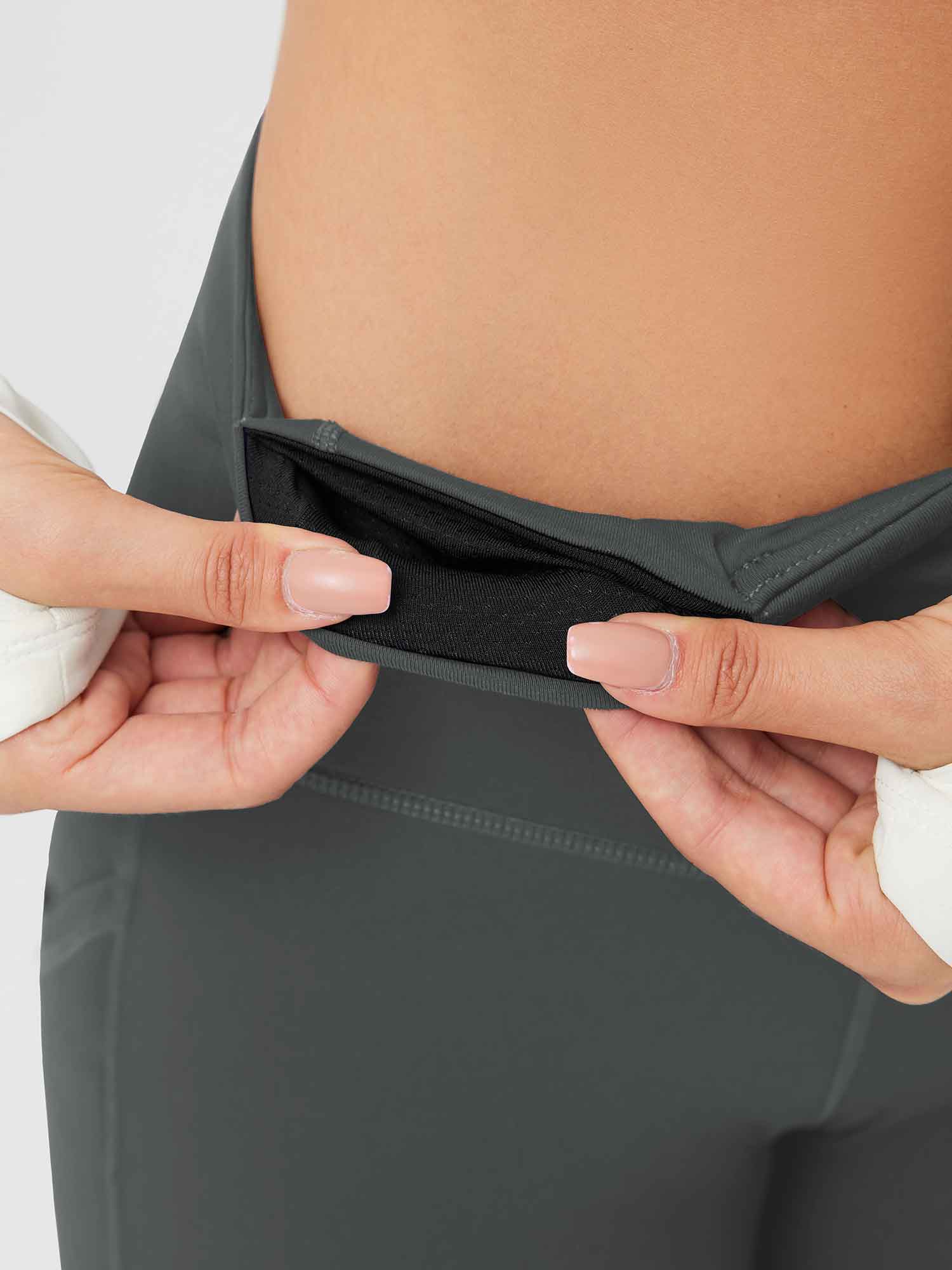 Laureate Thermal Pocketed Leggings - Image 63