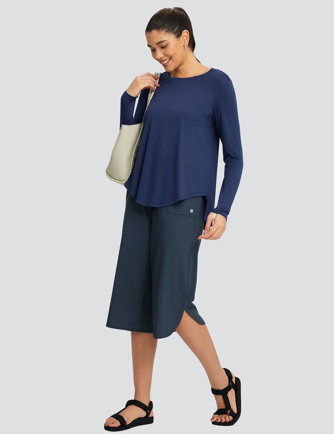 A Loose Crew Neck Long Sleeve T Shirt - Image 6