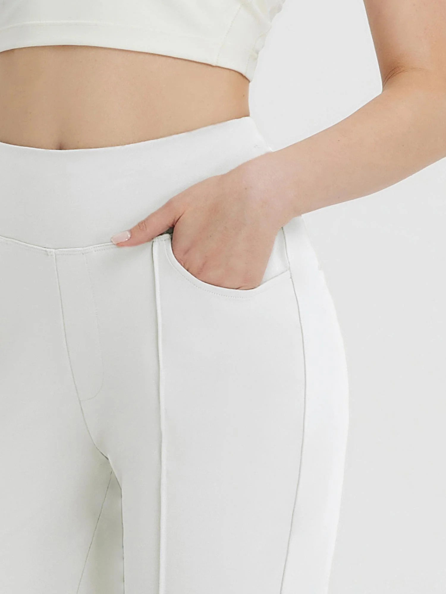 Women's High-Waisted Capris - Image 11