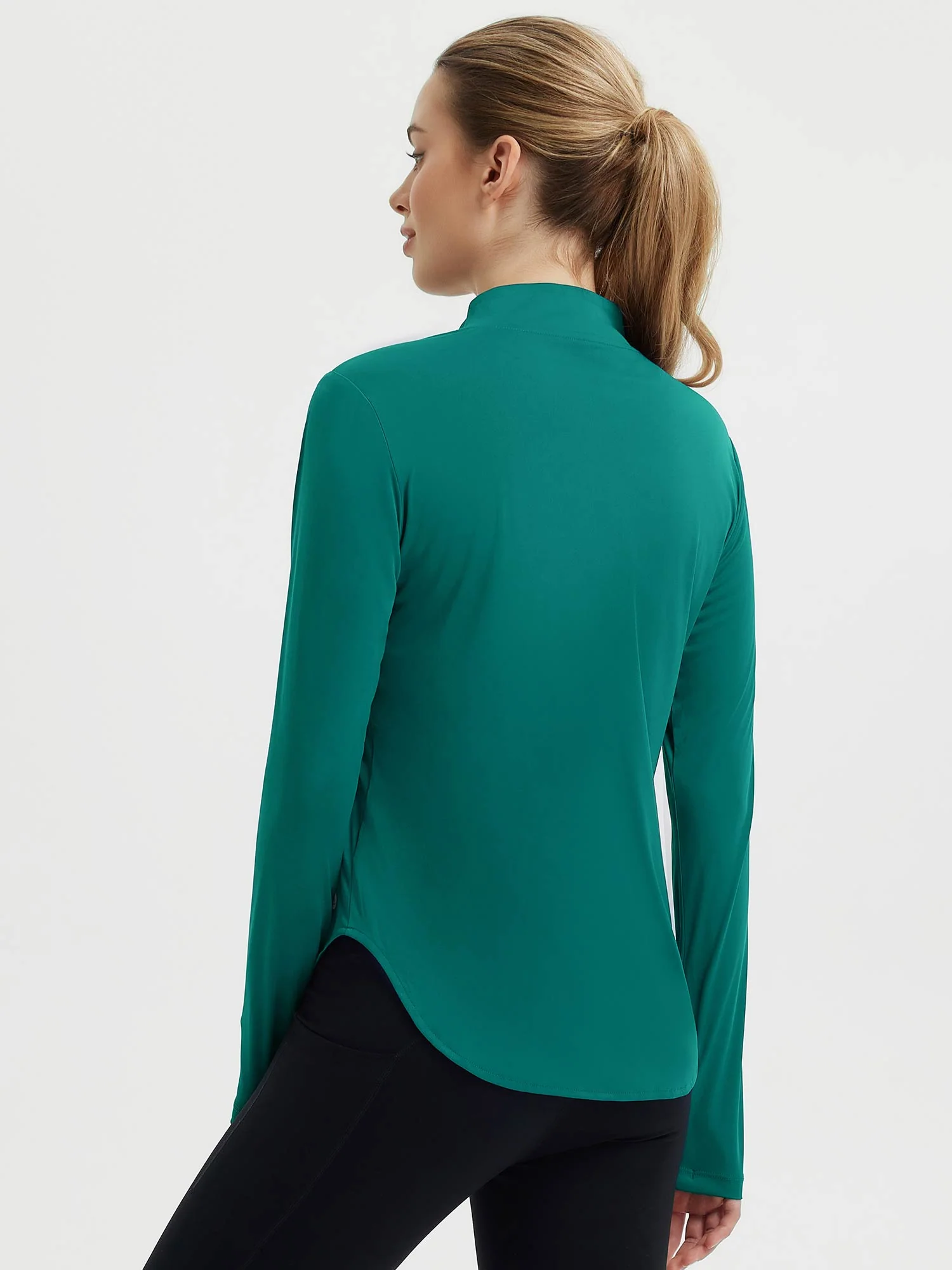 Fresh Horizon UPF 50+ Rounded Hem Tee - Image 10