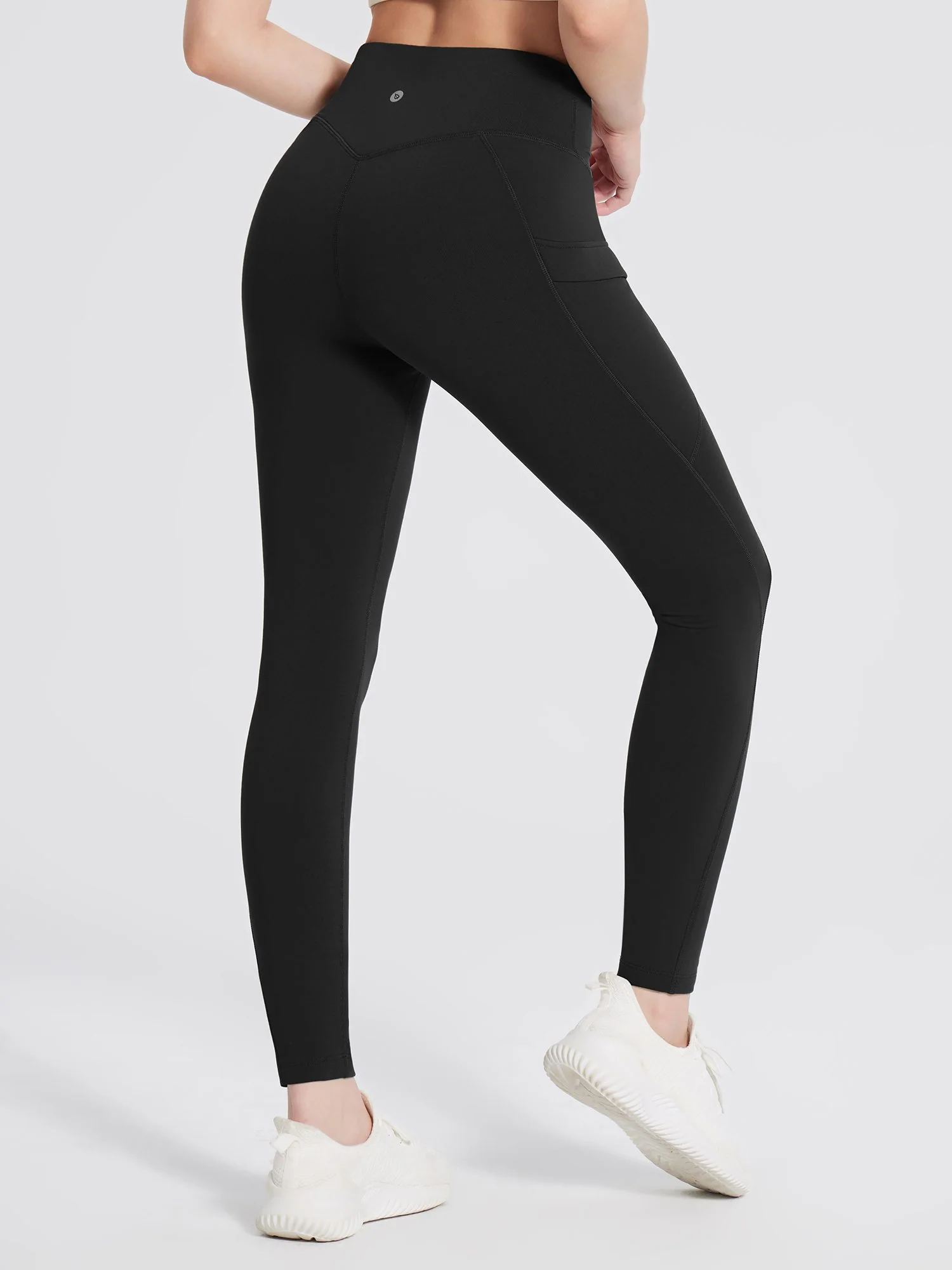 Fleece-Lined Multi-Pocket Hiking Leggings - Image 11