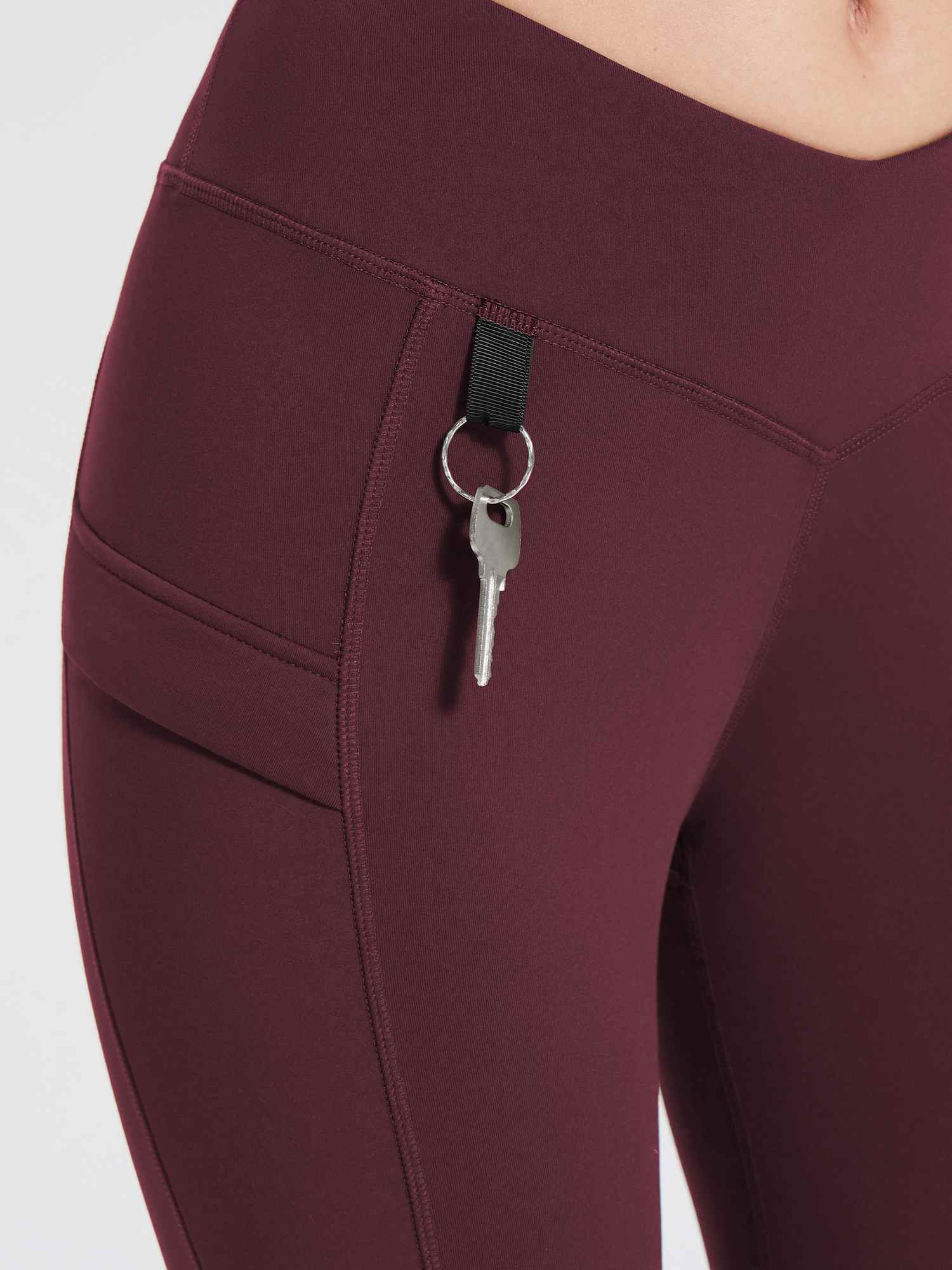 Fleece-Lined Multi-Pocket Hiking Leggings - Image 24