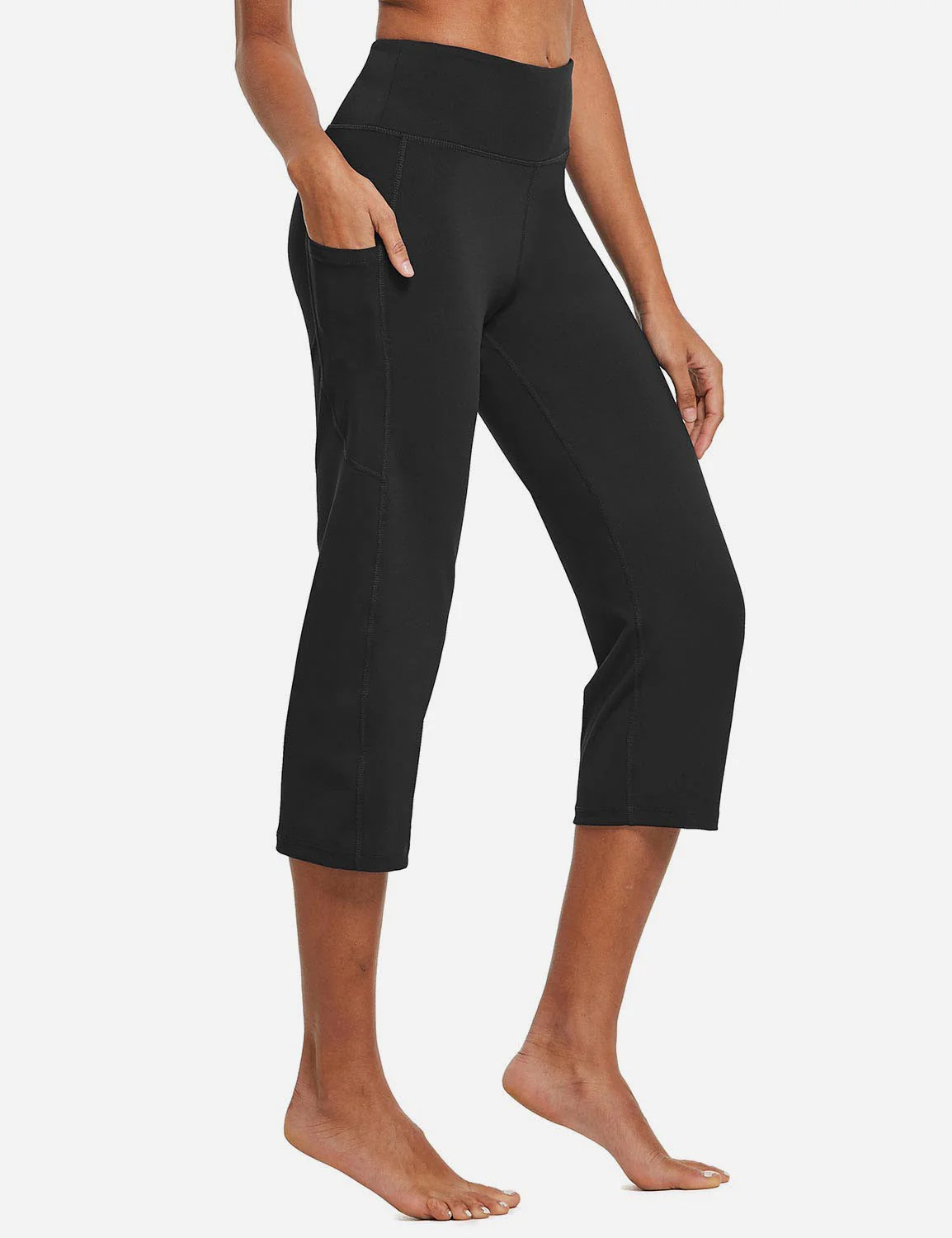 Laureate Cropped Sweatpants - Image 3