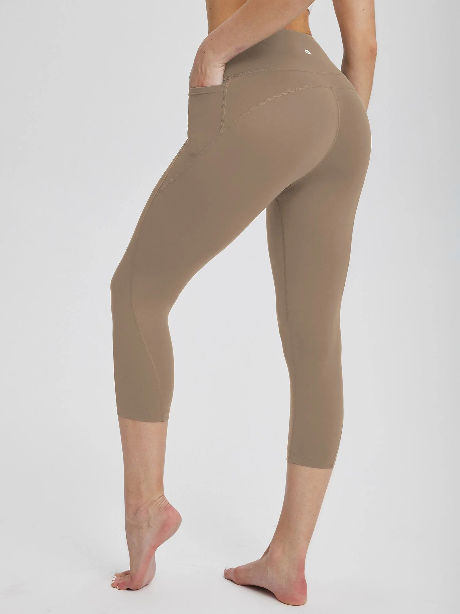 Women's Plus Size High-Waisted Capris - Image 7