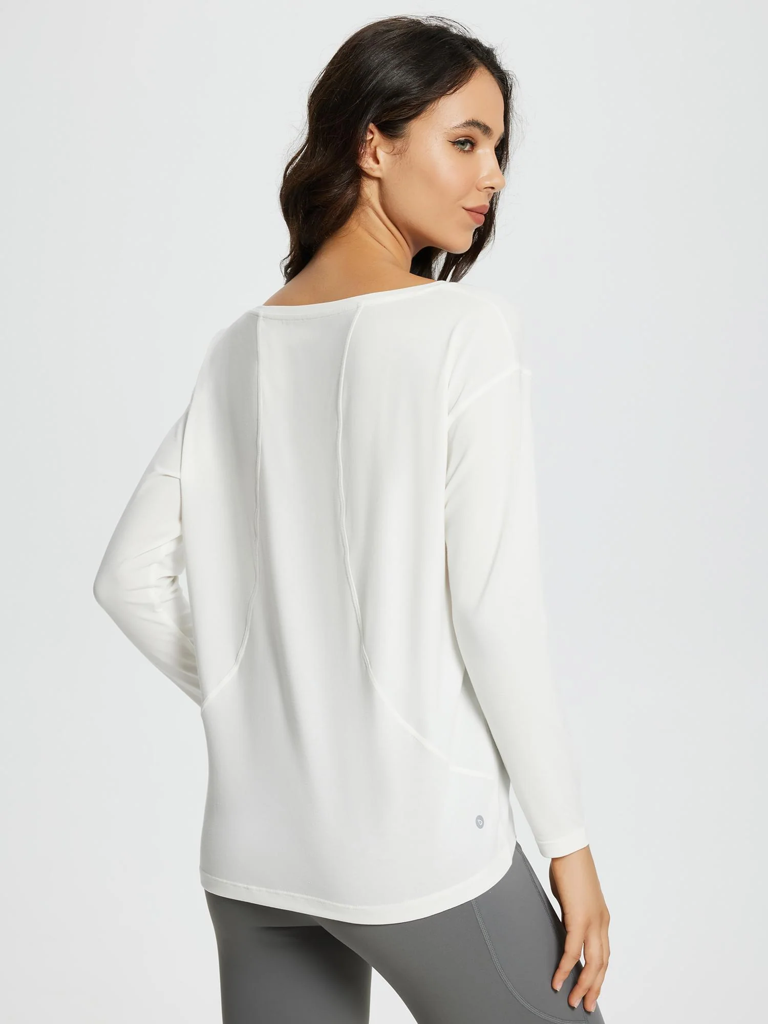 Women's Long-Sleeve Workout T-Shirt - Image 8
