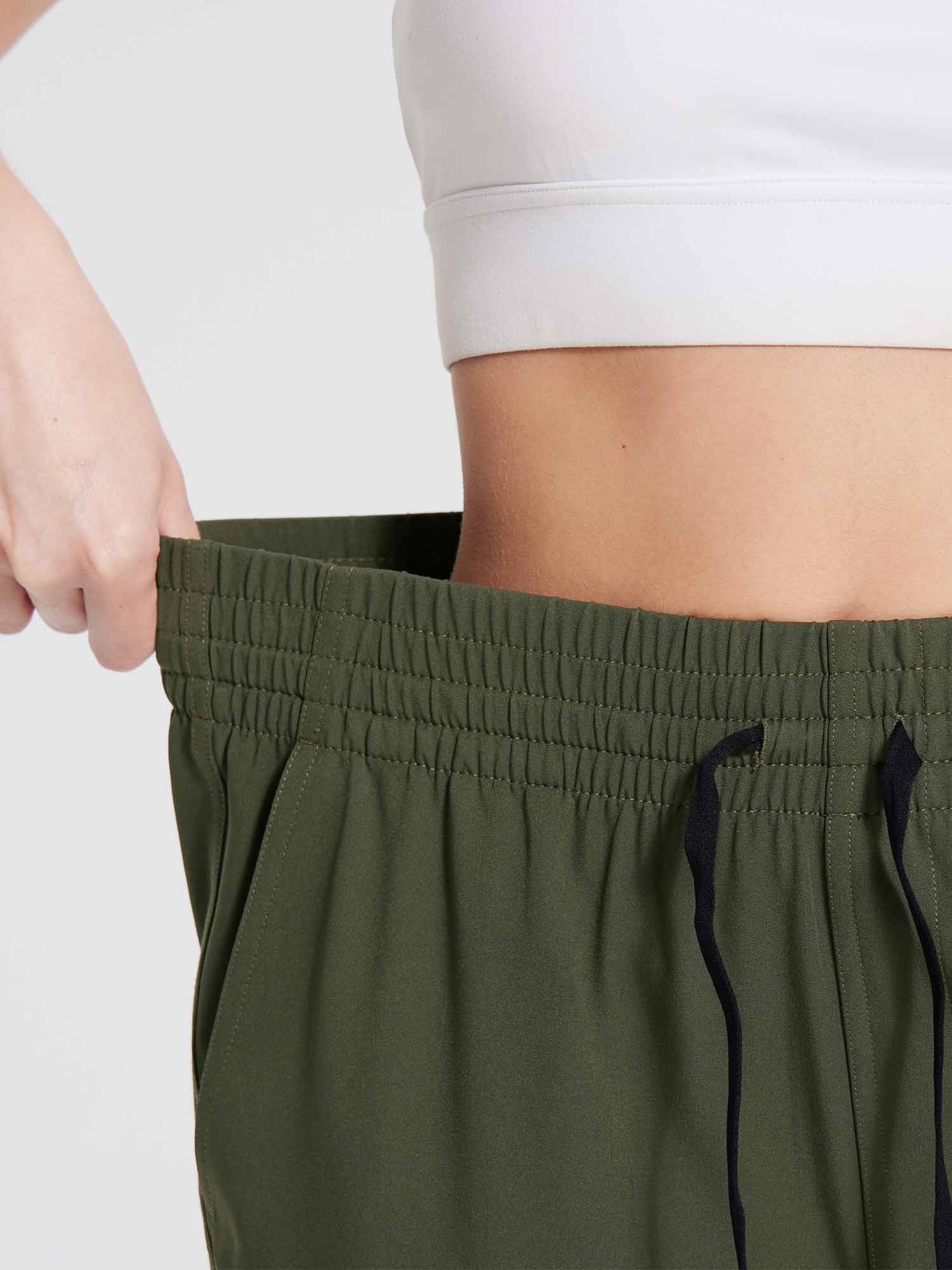 Laureate Utility Big Pocket Straight-Leg Pants - Image 12