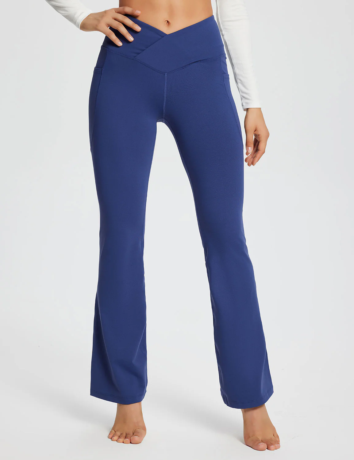 Laureate Women's 29" Crossover High-Waisted Flare Yoga Pants - Image 7