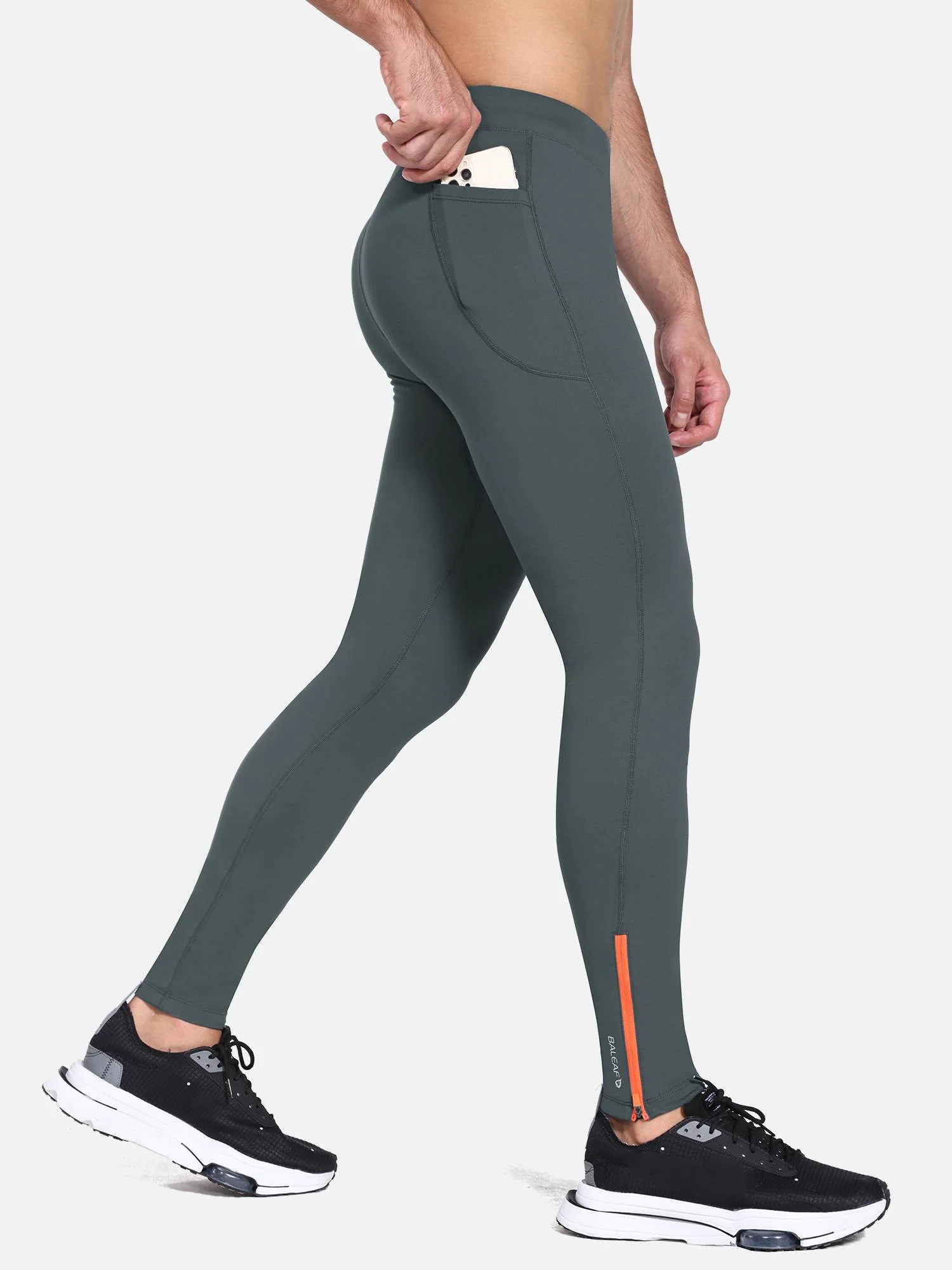 Men's Fleece-Lined Water-Resistant Running Tights - Image 14