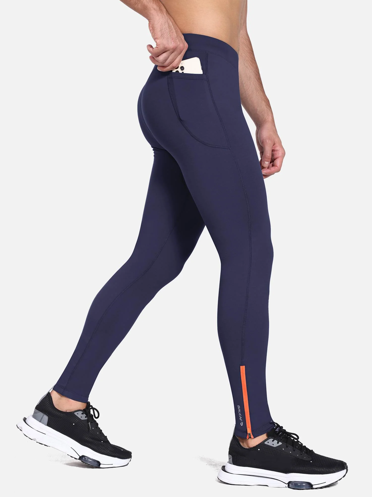 Men's Fleece-Lined Water-Resistant Running Tights - Image 20