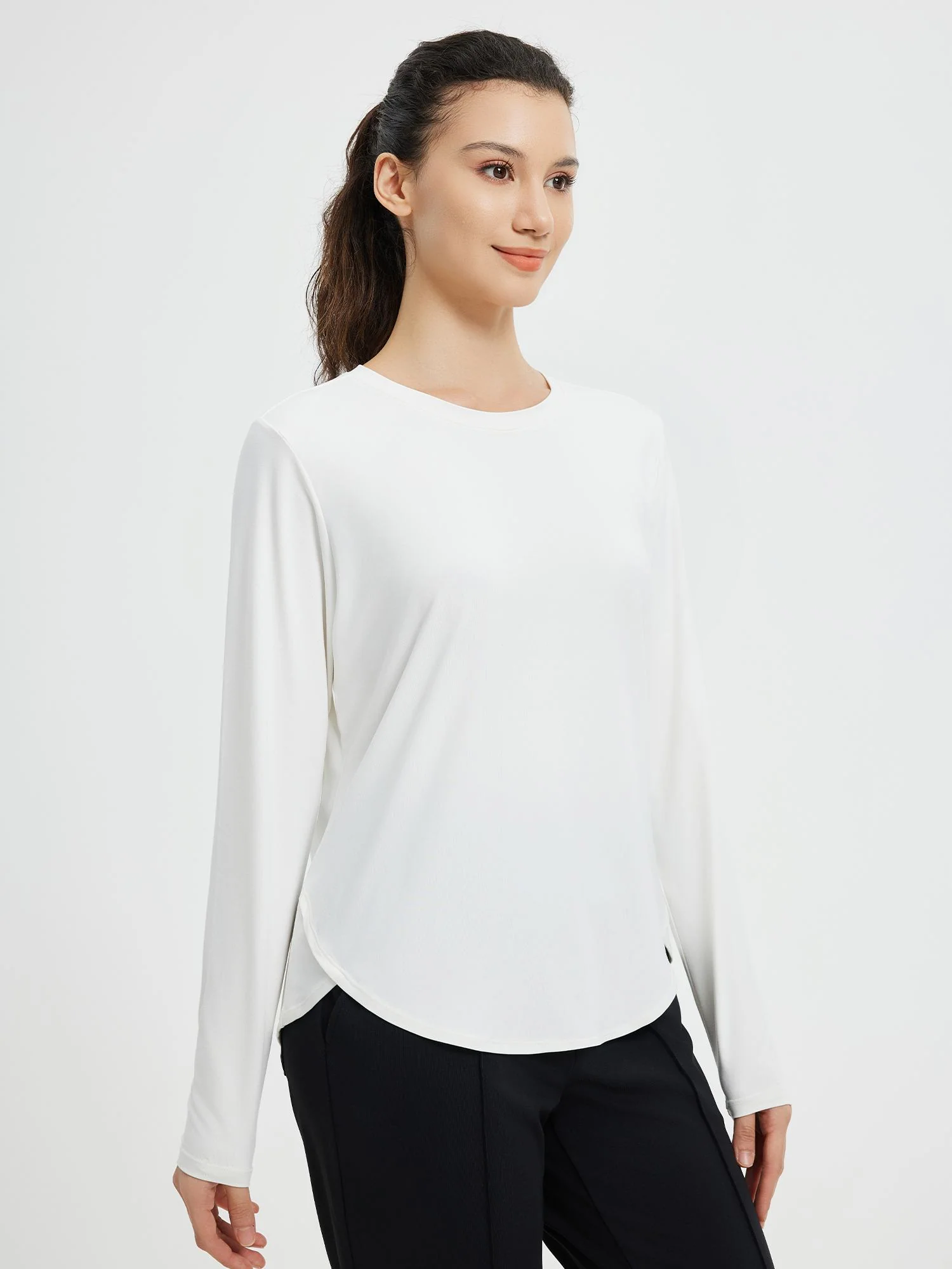 Running Cross Hem Long-Sleeve T-Shirt - Image 14