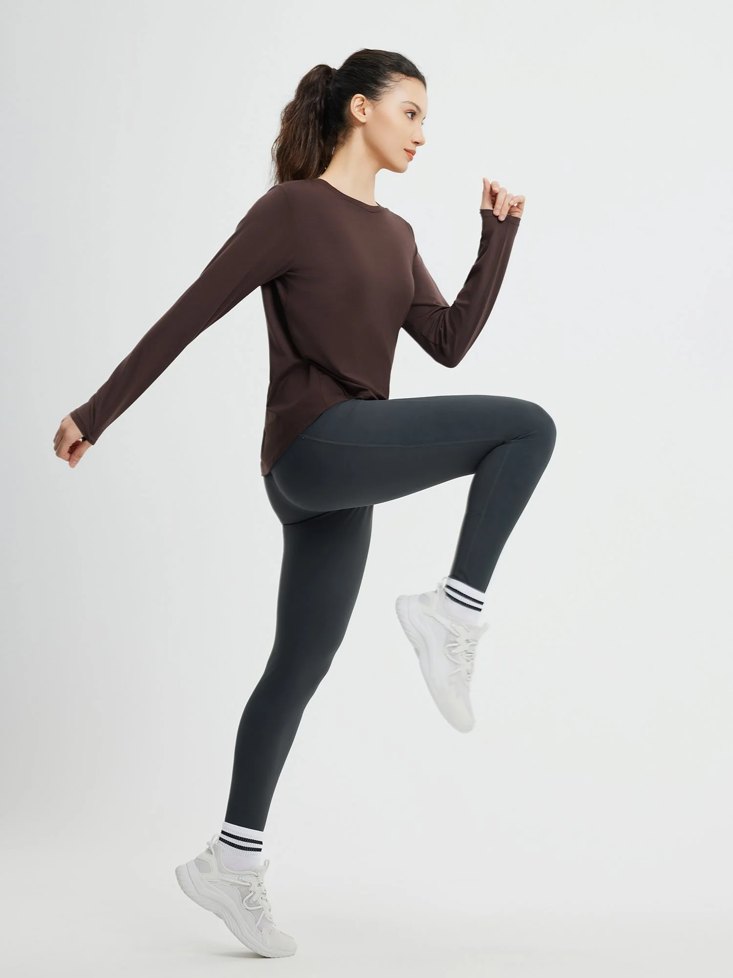 Running Cross Hem Long-Sleeve T-Shirt - Image 28