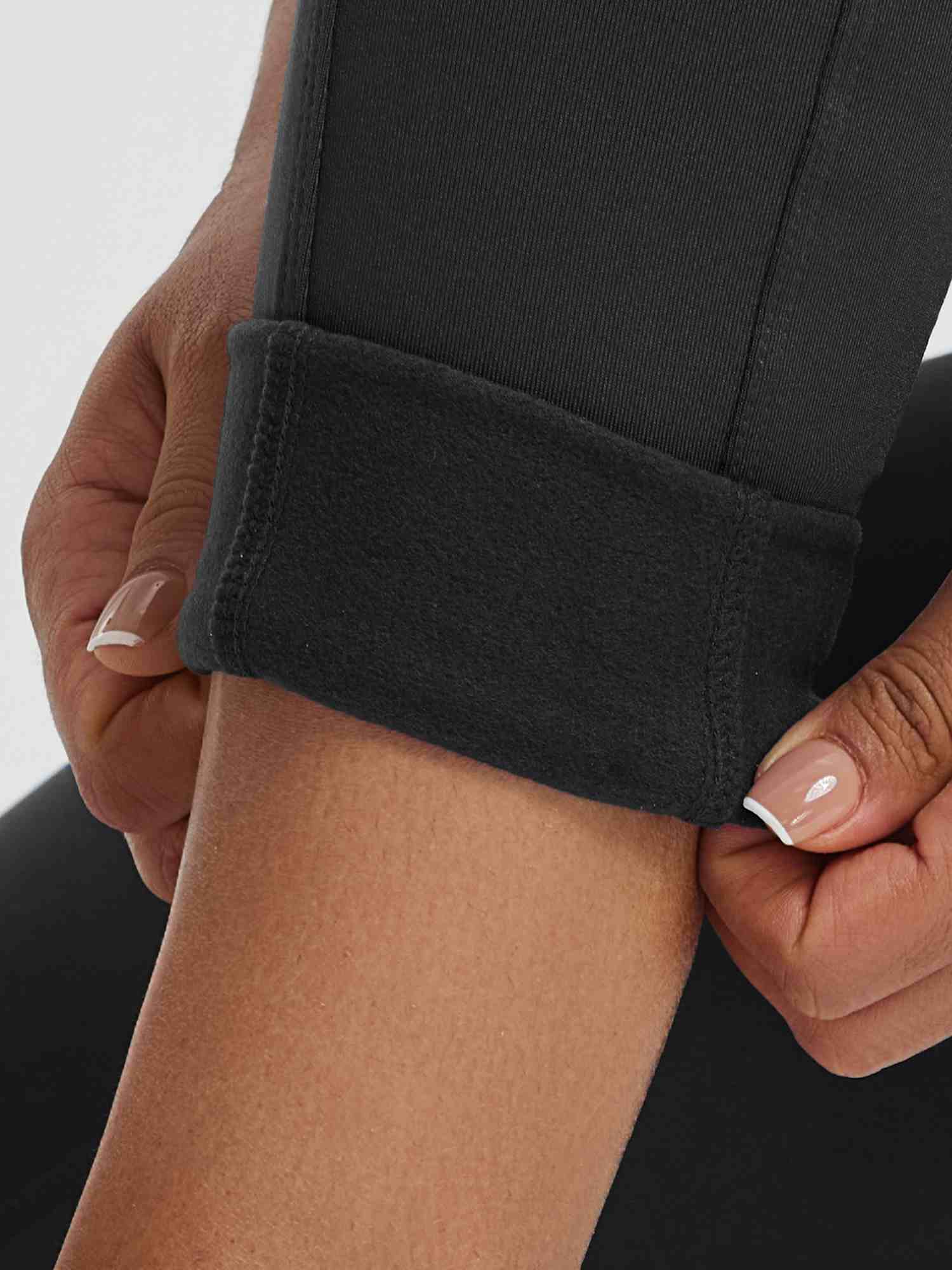 Running High-Waisted Fleece Leggings - Image 13