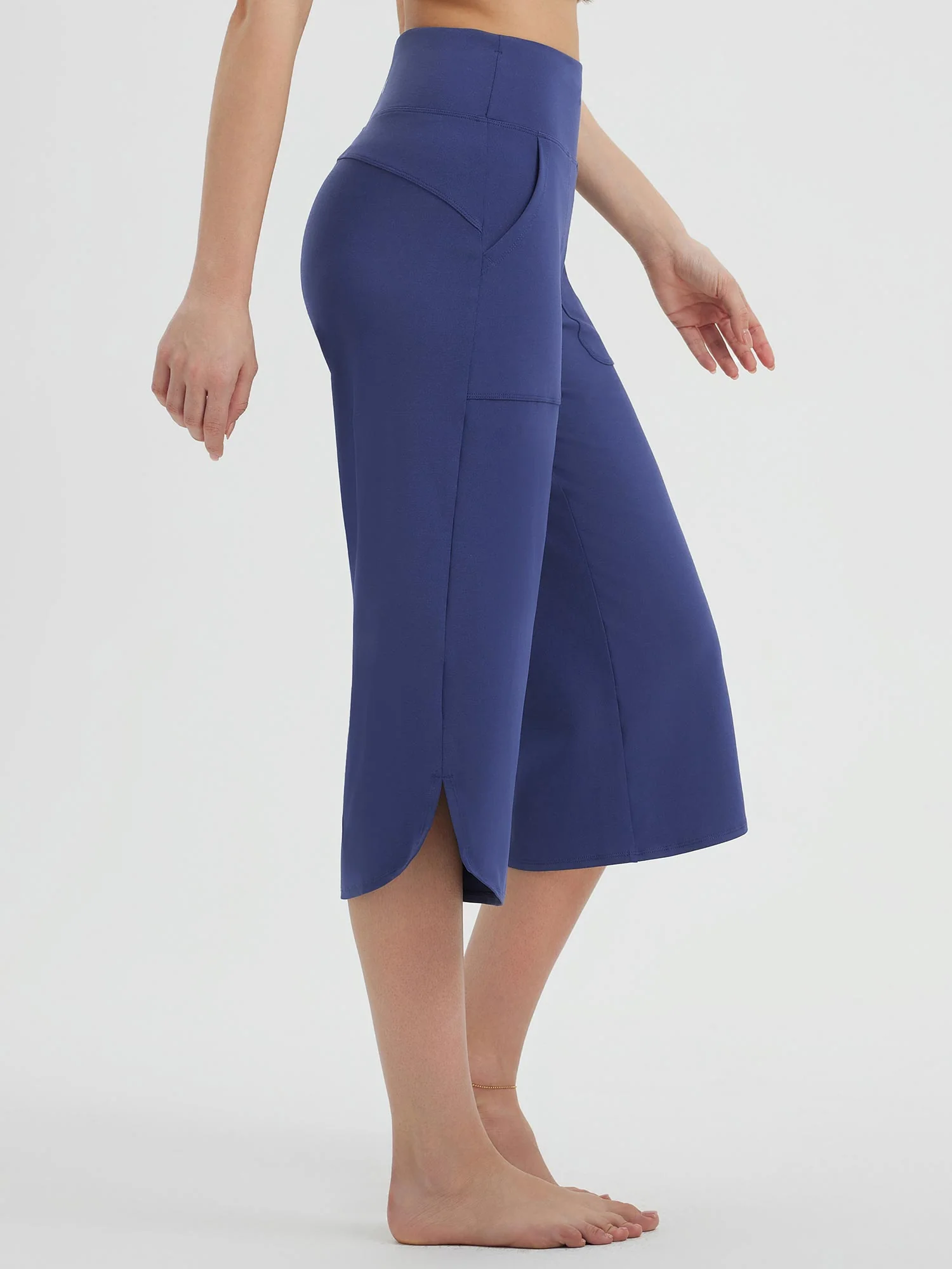 Secret Breeze Curved Hem Capris - Image 27