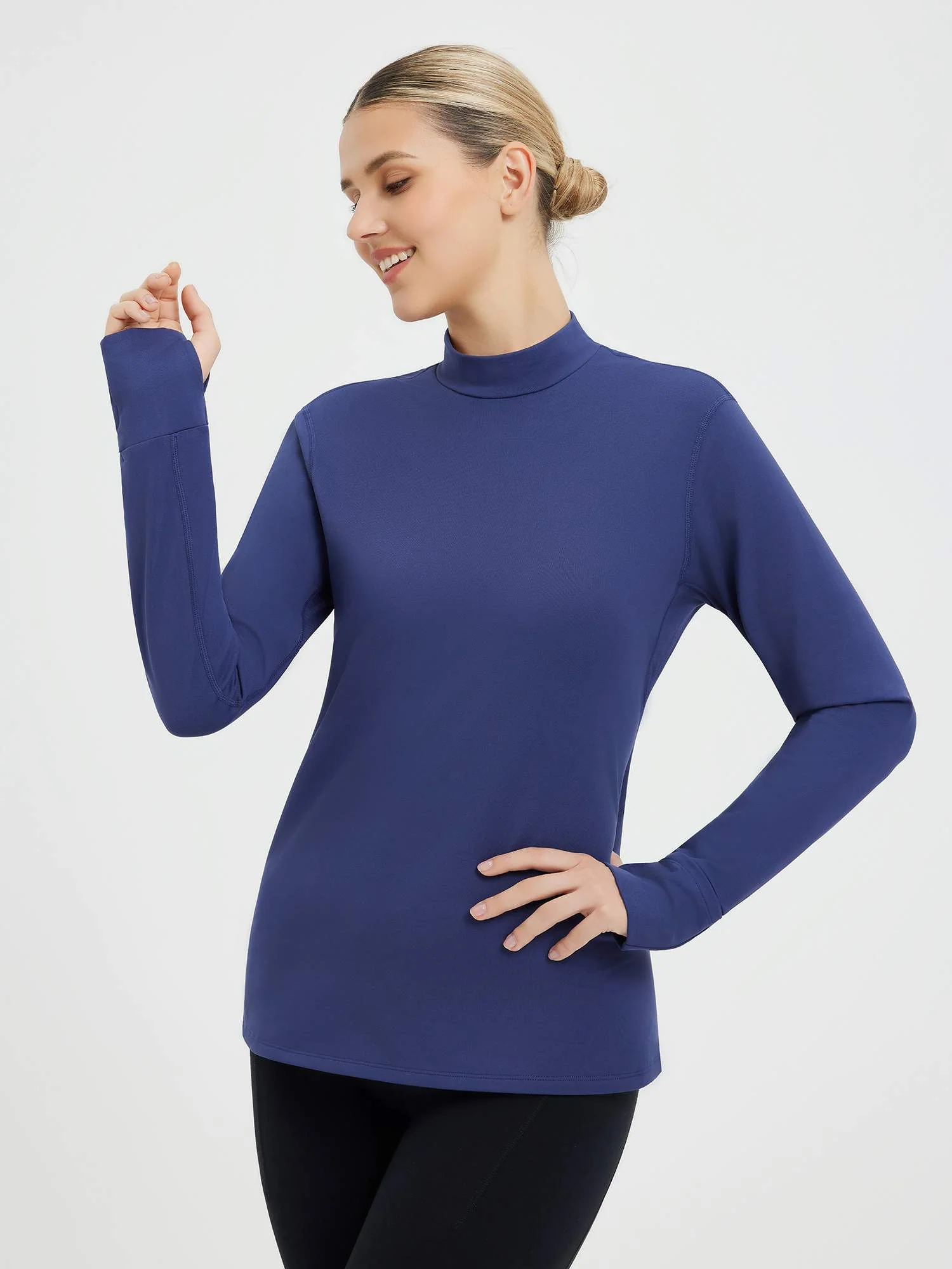 Skiing Fleece Pullover Base Layer - Image 19