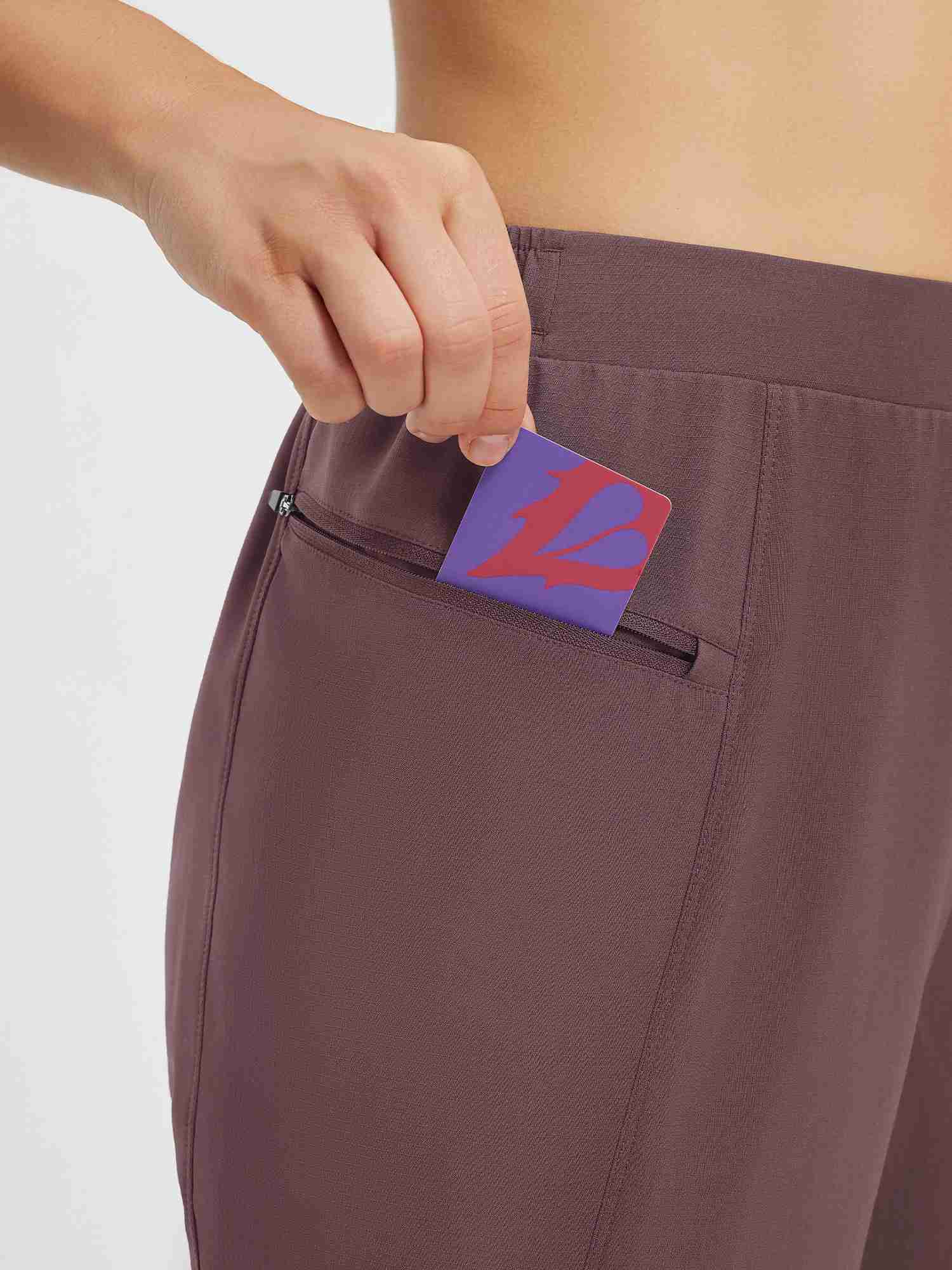 Cycling Elastic Tapered Pants - Image 10