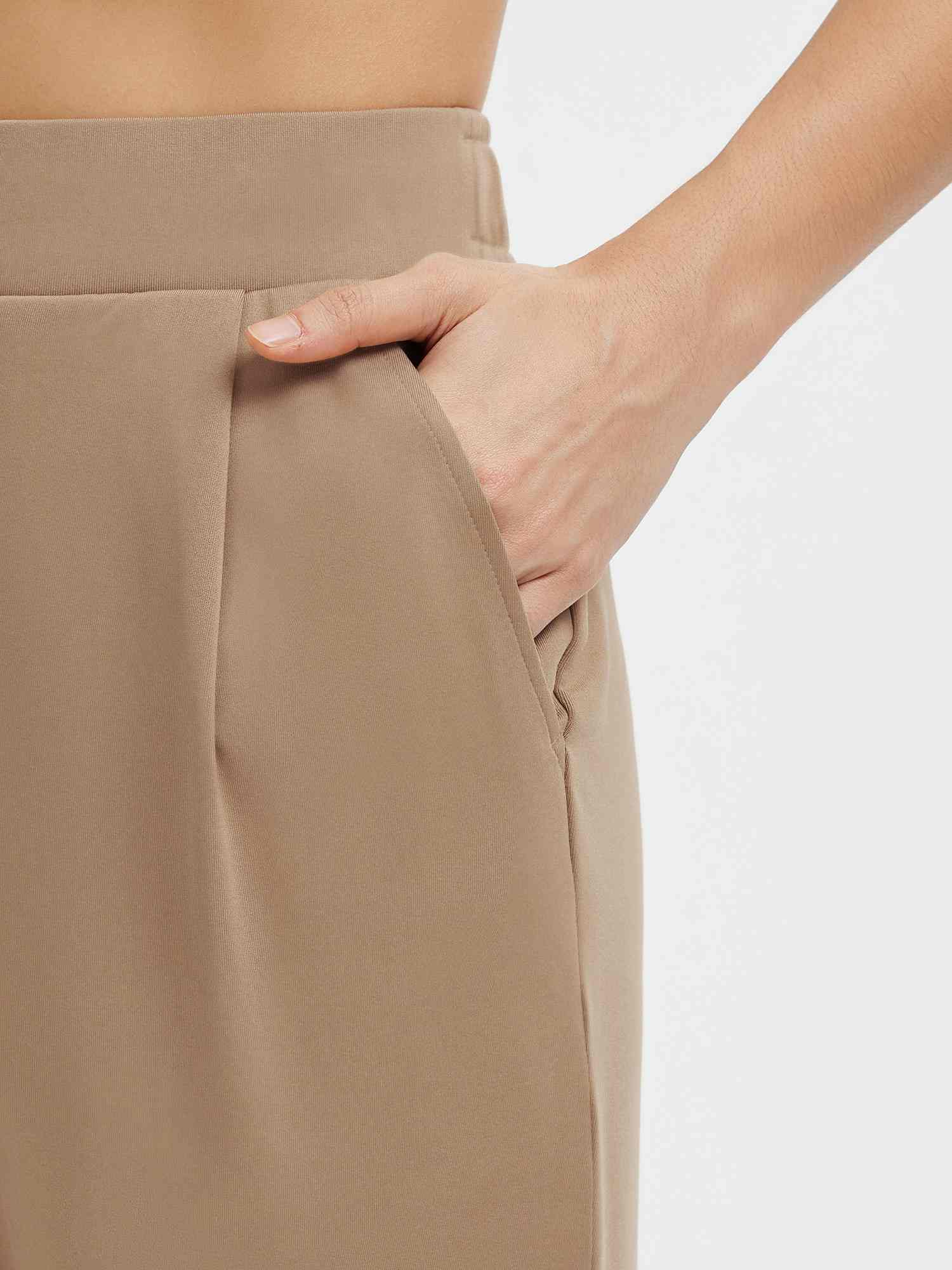 Golf Pleated Fleece Slim-Fit Pants - Image 11