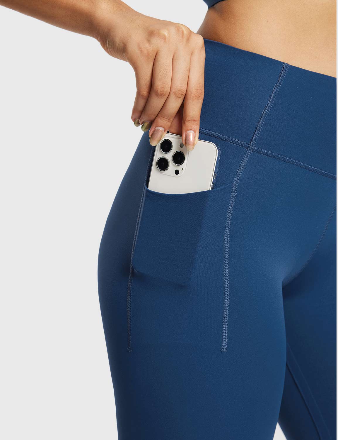 8" Seamless High-Rise Shorts - Image 12