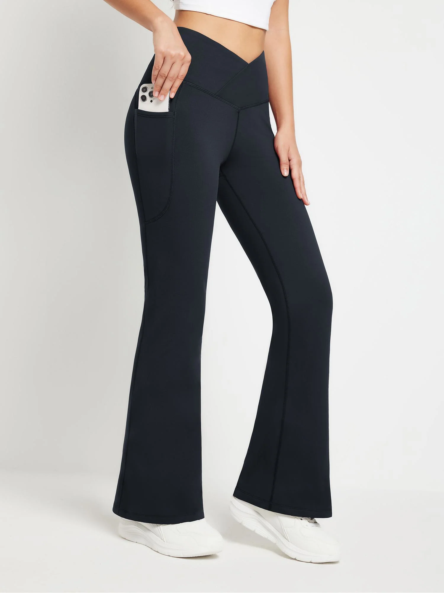 Crossover Waist Fleece Flare Pants - Image 19